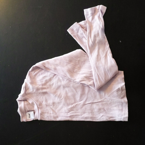 🫐2 for $40 TNA Cropped Ribbed Long Sleeve in Frosted Lavender - Picture 4 of 4